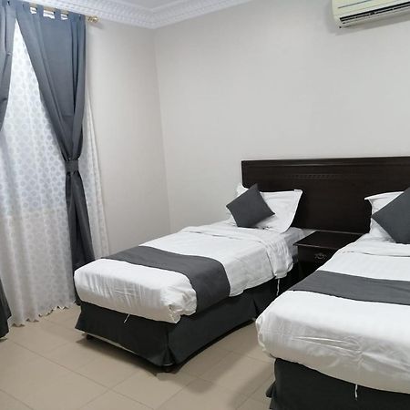 اجنحه البيداء للوحدات السكنيه فرع الجنوبي Abyar 'Ali Exterior photo